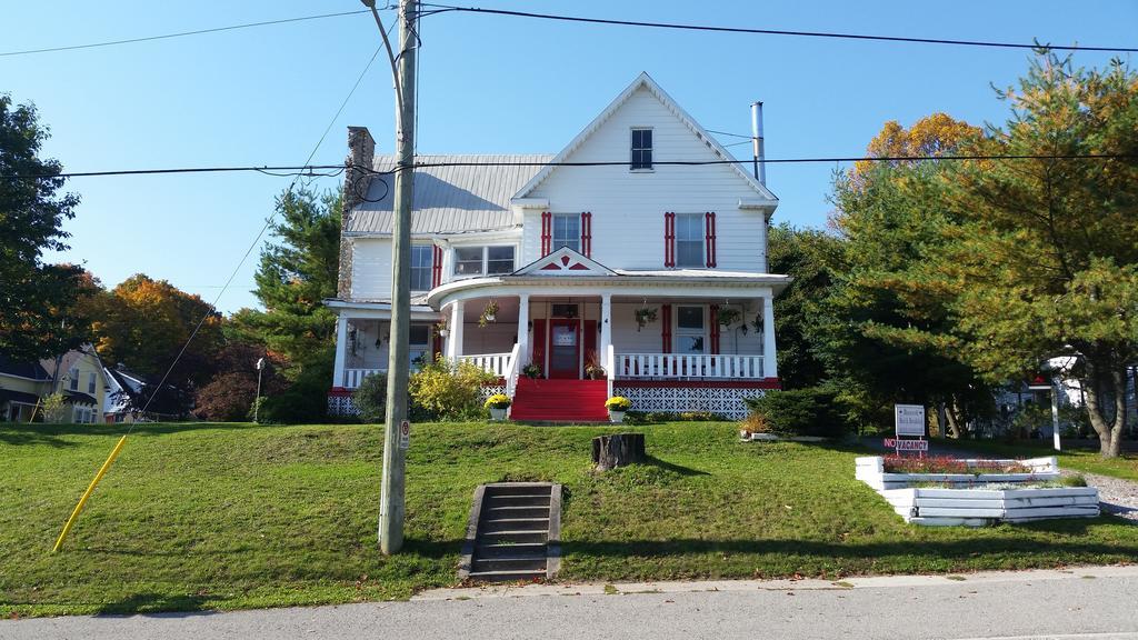 Bancroft Bed & Breakfast エクステリア 写真